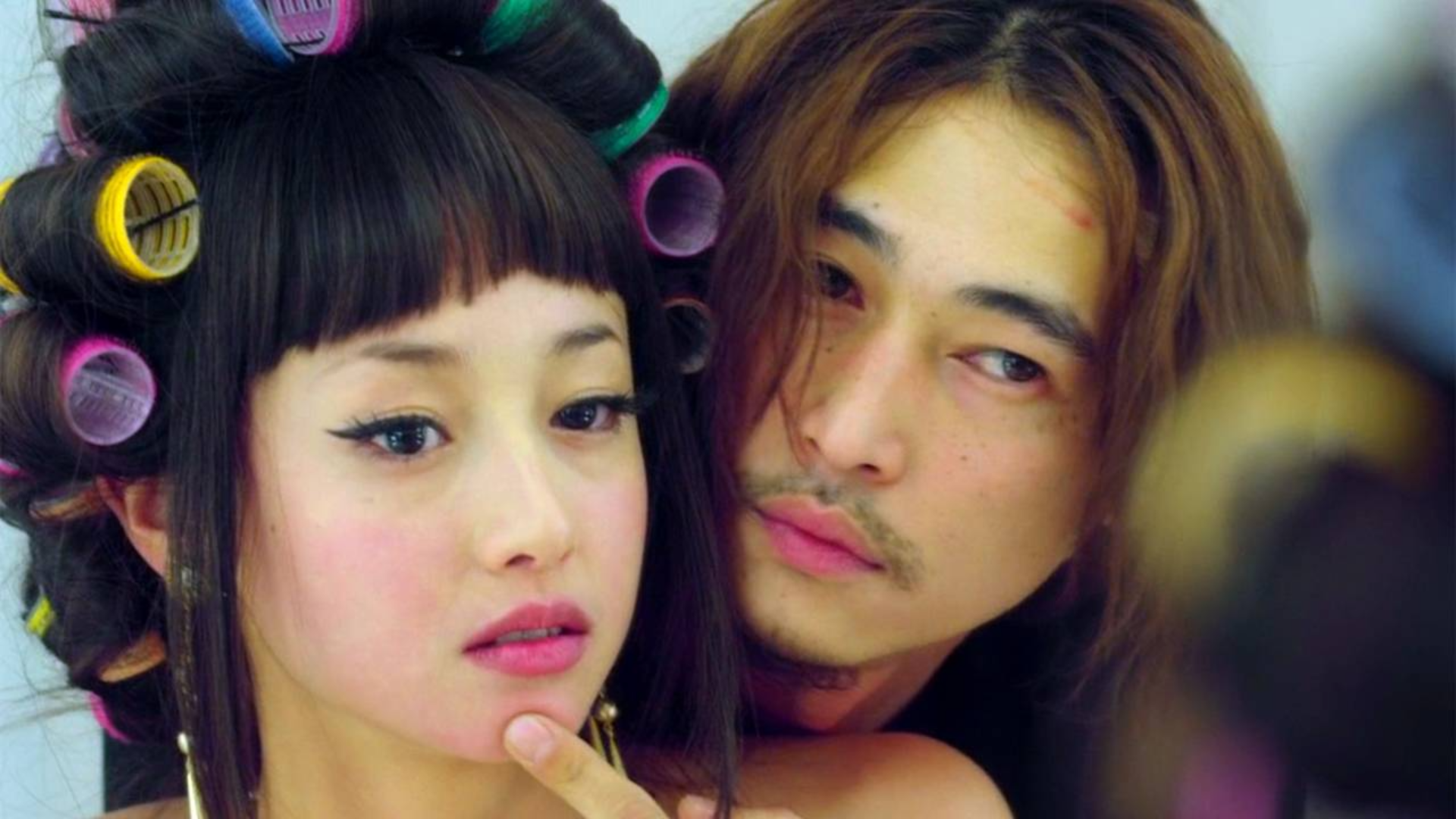 丑女经历全身整容,如愿当上女明星,没想到最后下场这么惨!